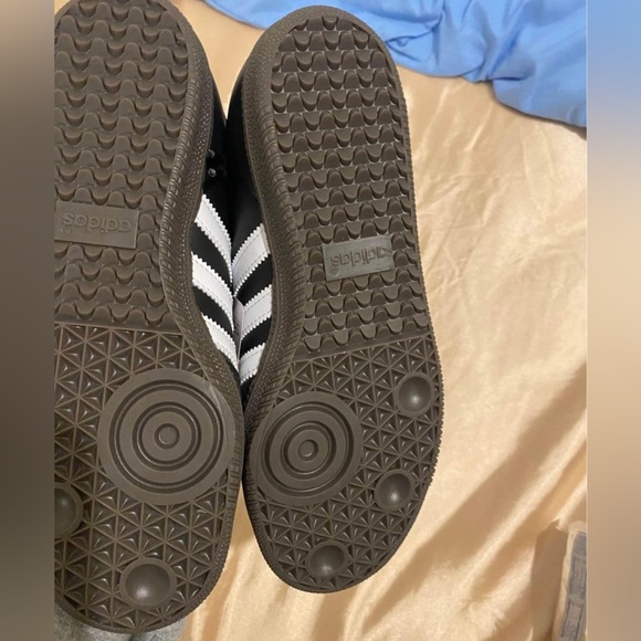 SOLD Adidas Samba OG J - Picture 5 of 6